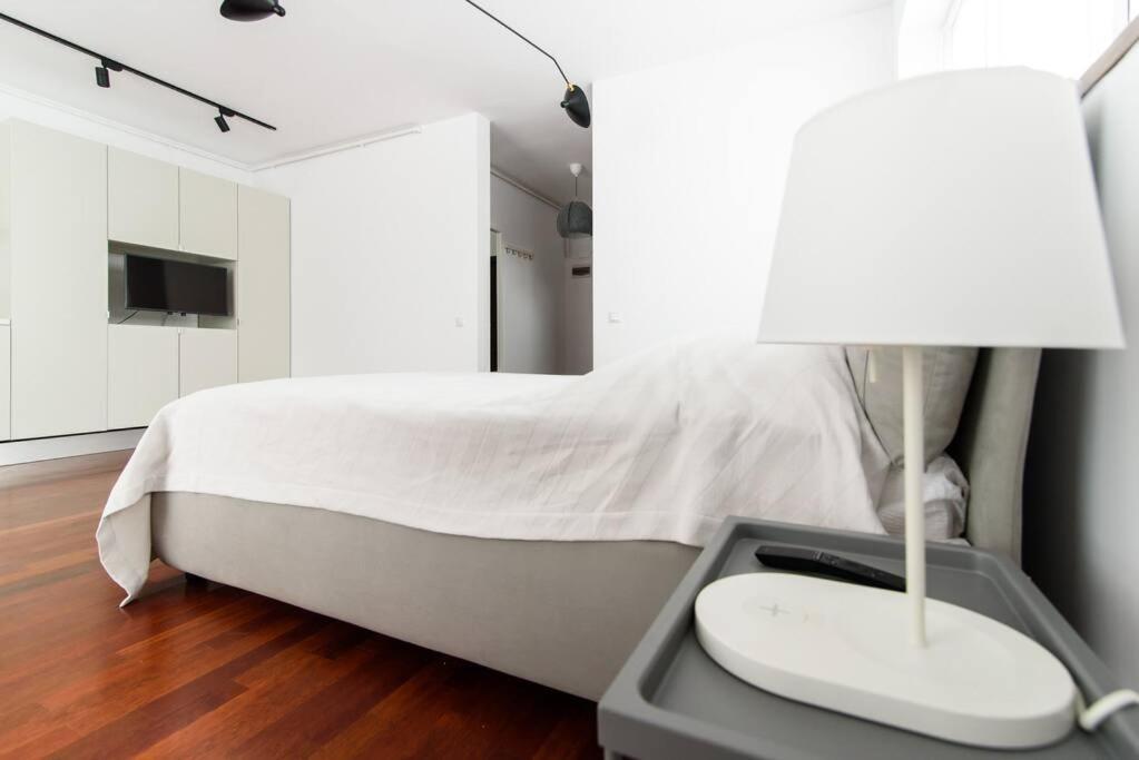Bianco 16 - Central Studio Universitate - Old Town Bucureşti Ngoại thất bức ảnh